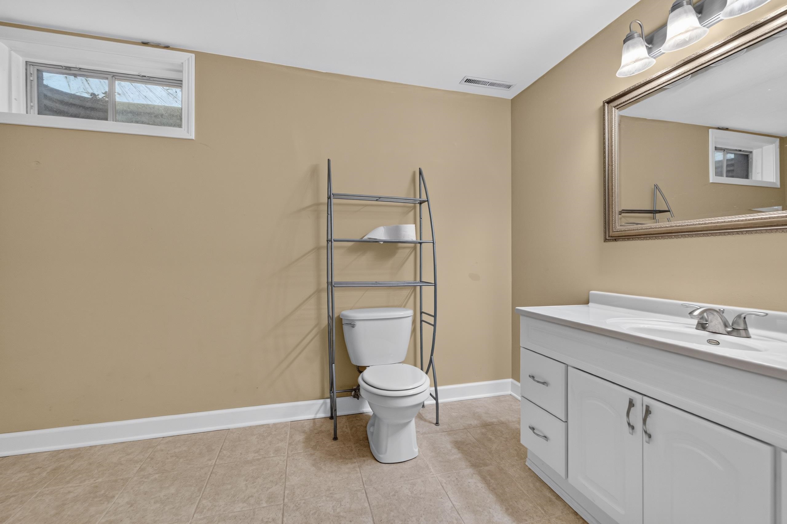 1133 Frisch Road Madison, WI 53711 - Photo 33 of 39
