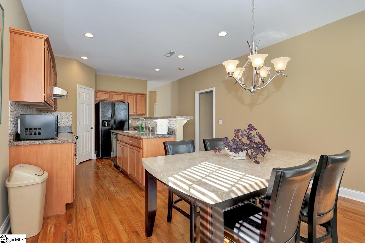 104 Ragon Lane Greenville, SC 29609 - Photo 7 of 33 Gallery Image 7