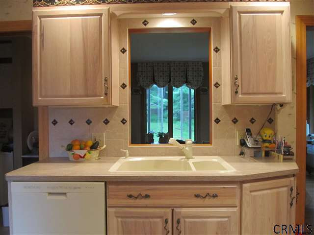 6352 Hawes Road Guilderland, NY 12009 - Photo 6 of 15 Photo 6