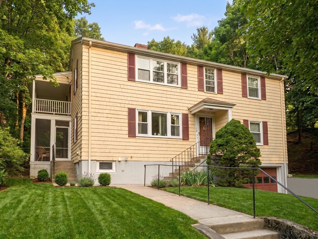 11 Whittemore Road, Unit 11 Newton, MA 02458 - Photo 1 of 9