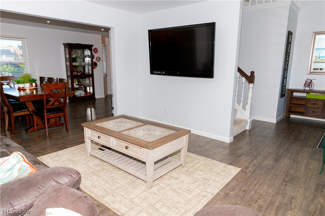32887 Pettibone Road Solon, OH 44139 - Photo 5 of 32 Gallery Image 5
