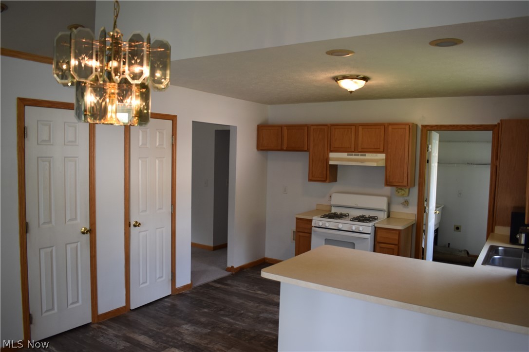 7631 Lake Road East Madison, OH 44057 - Photo 5 of 15 Gallery Image 5