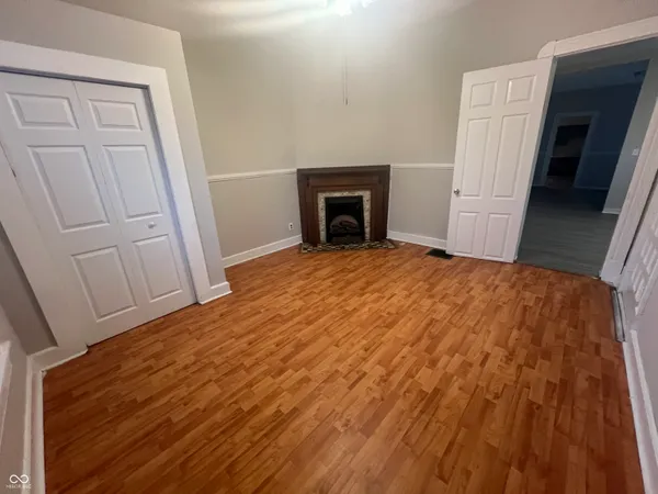 $1,195 | 2509 East 10th Street, Indianapolis, IN 46201