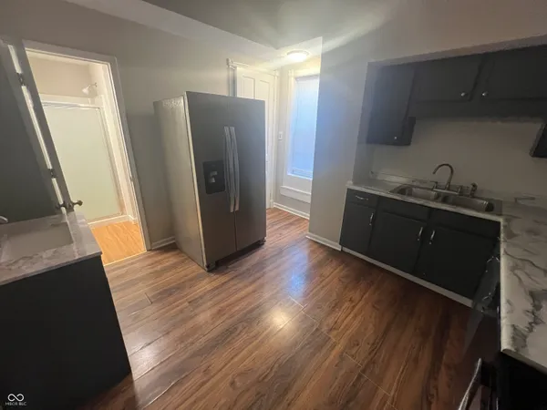 $1,195 | 2509 East 10th Street, Indianapolis, IN 46201