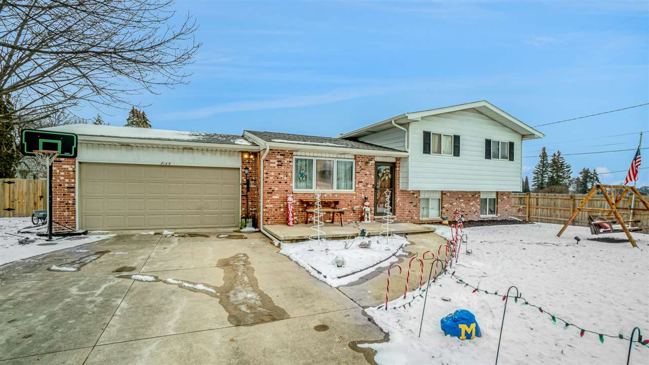 2145 Cass Avenue Road Bay City, MI 48708 - Photo 2 of 27