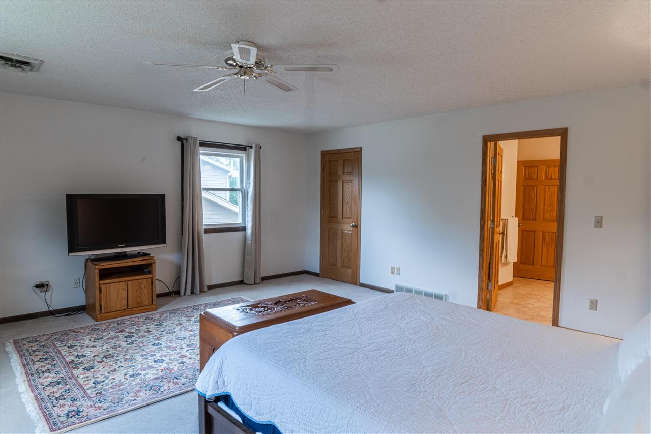1498 High Country Road Coralville, IA 52241 - Photo 37 of 50 Gallery Image 37