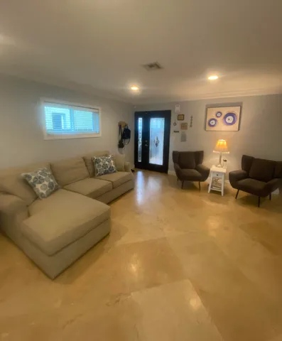 $4,500 | 1616 Adams Street, Hollywood, FL 33020