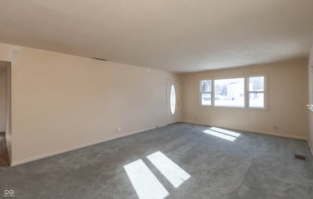 $235,000 | 402 North Meridian Street, Pittsboro, IN 46167