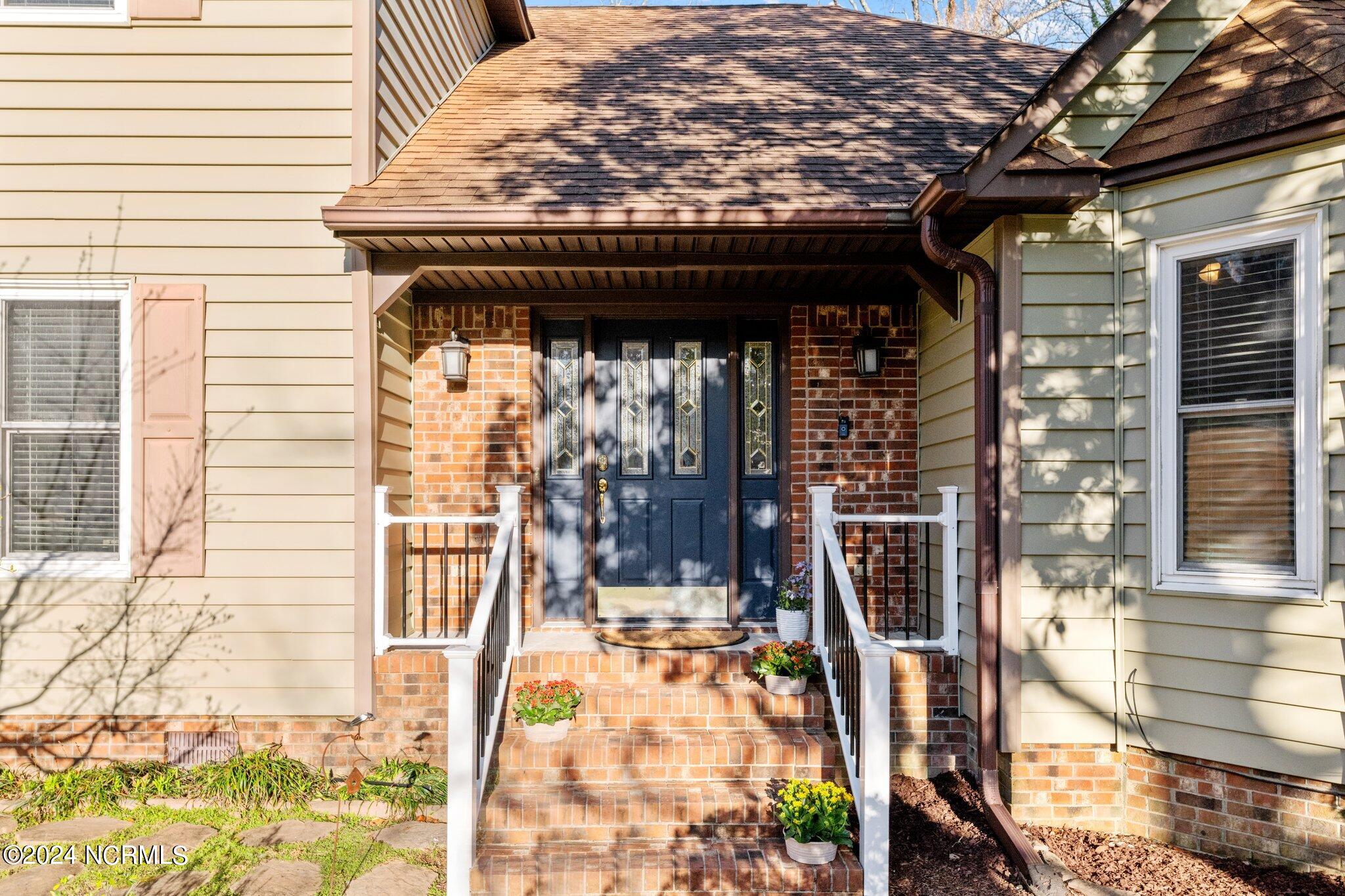 113 Creekview Road New Bern, NC 28562 - Photo 2 of 71 113 Creekview (22)