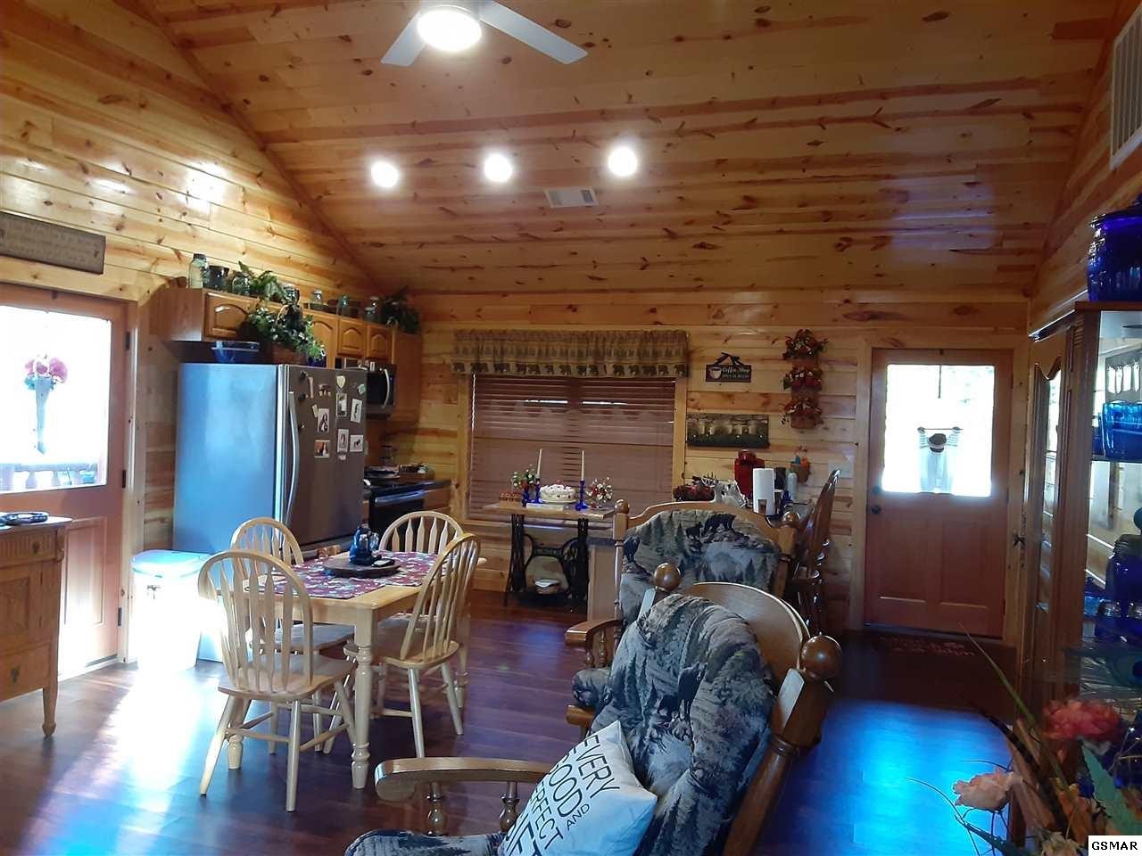2746 Murray Ridge Road Sevierville, TN 37876 - Photo 4 of 10 Gallery Image 4