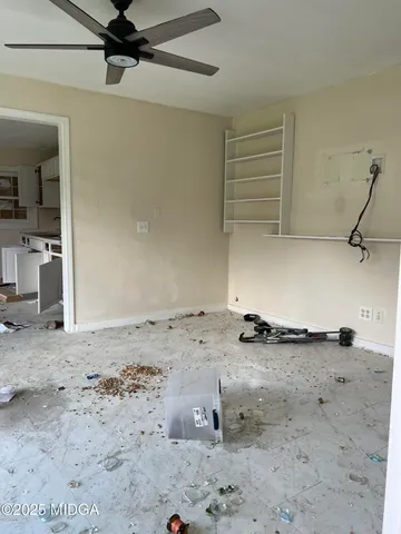 a view of a storage & utility room