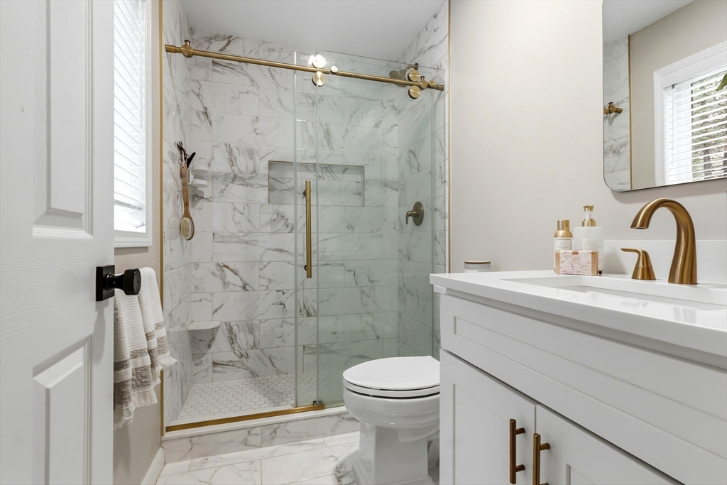 133 River Street Middleton, MA 01949 - Photo 19 of 40