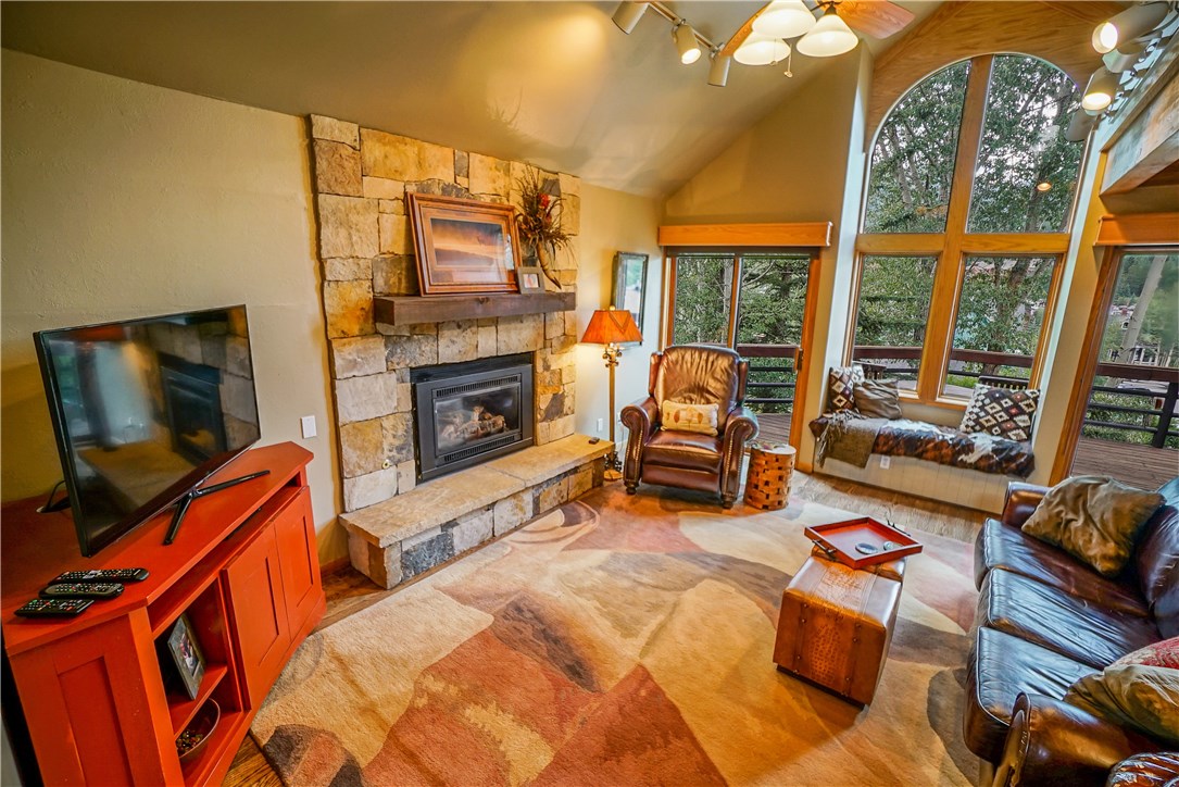 209 North Ridge Street Breckenridge, CO 80424 - Photo 20 of 25 Gallery Image 20