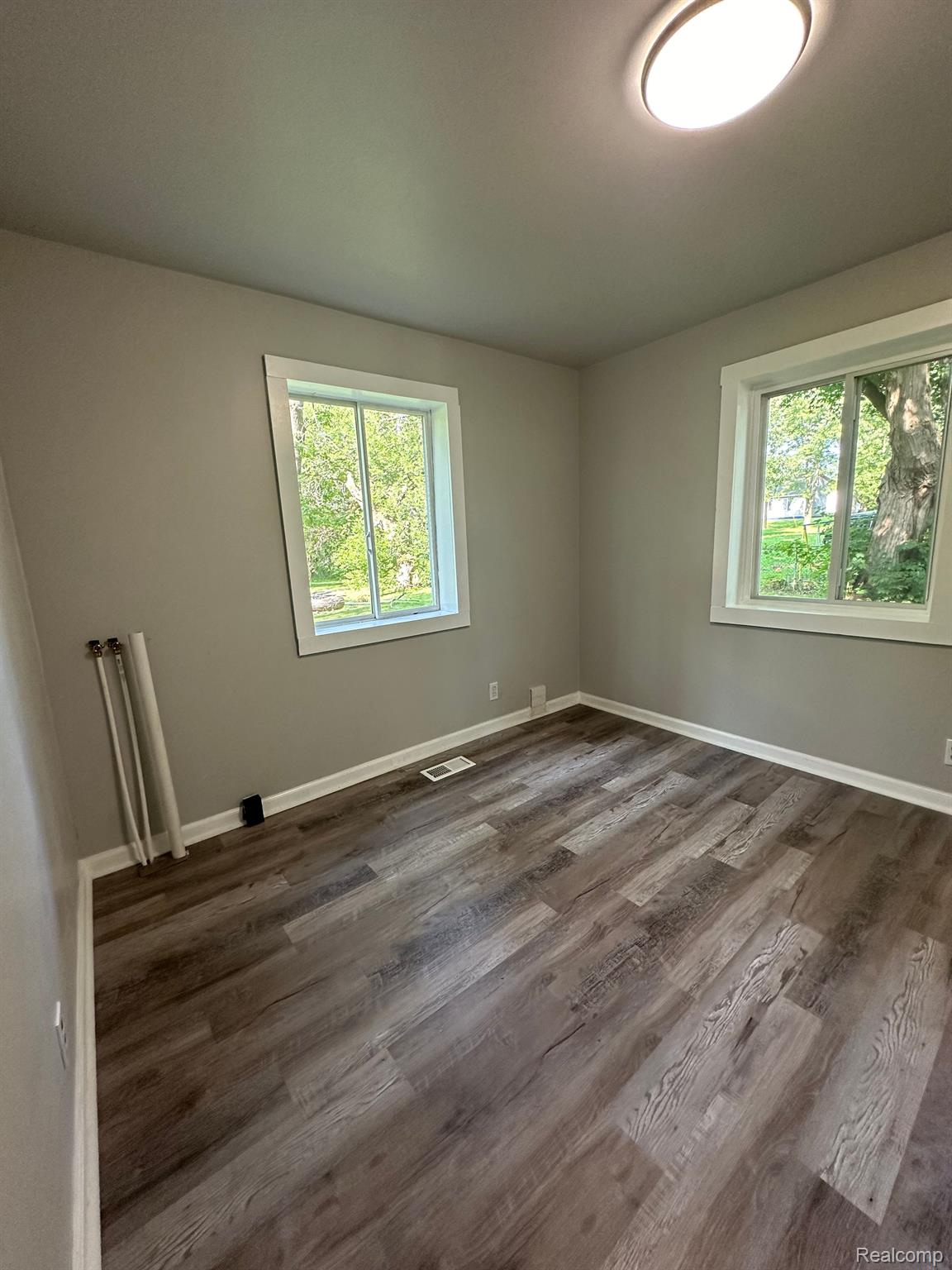 1591 Eberly Road Flint, MI 48532 - Photo 29 of 37 Gallery Image 29