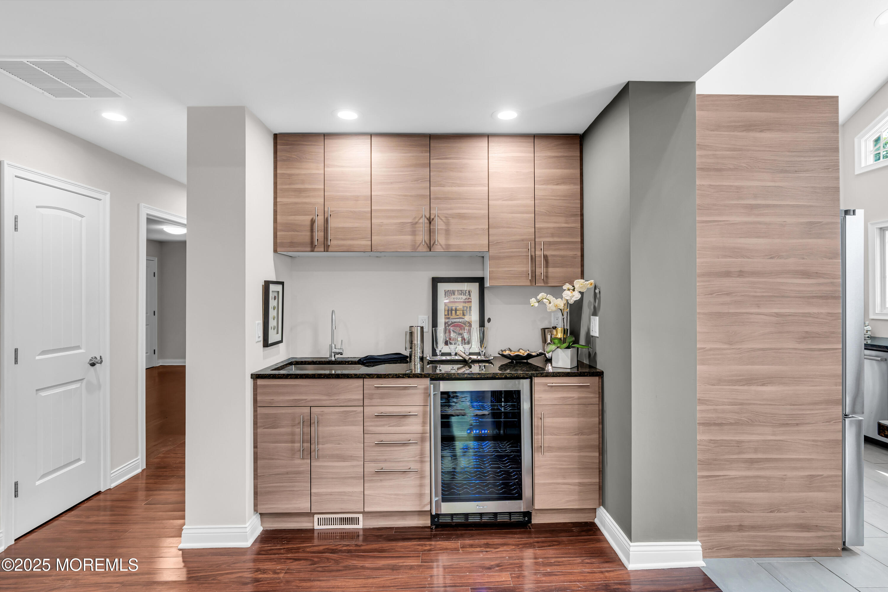 199 Pinckney Road Little Silver, NJ 07739 - Photo 23 of 51 Bar Area with Wine Cooler