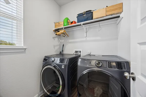 $2,400 | 8300 Augeron Drive, Austin, TX 78747