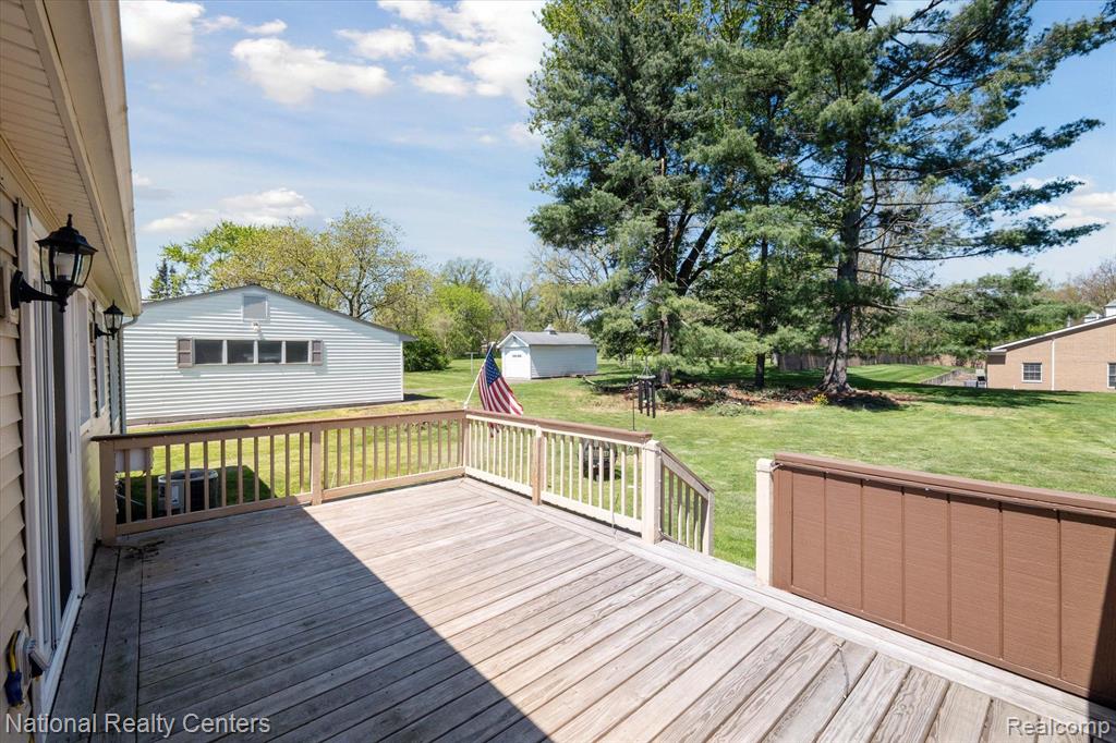 124 Wabash Road Rochester Hills, MI 48307 - Photo 26 of 33