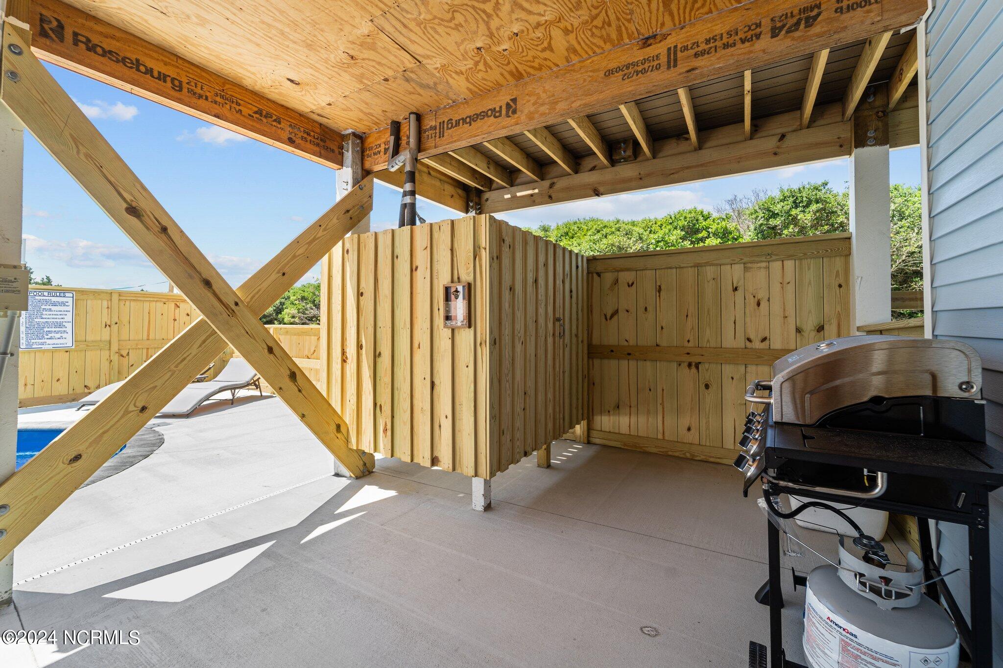 2206 Sandpiper Road Corolla, NC 27927 - Photo 39 of 49 64-web-or-mls-WCR07700