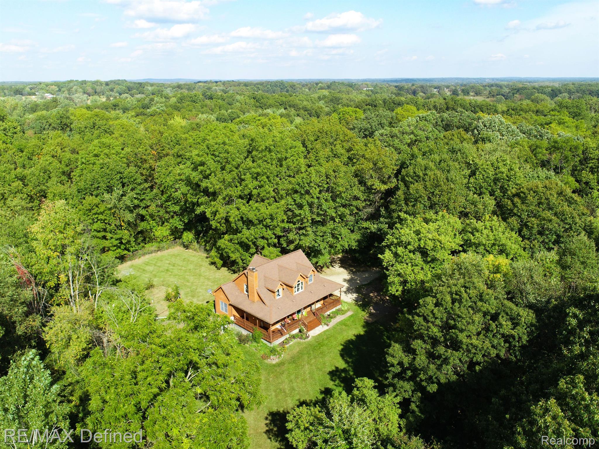 6605 Dunn Road Howell, MI 48855 - Photo 6 of 38 Gallery Image 6