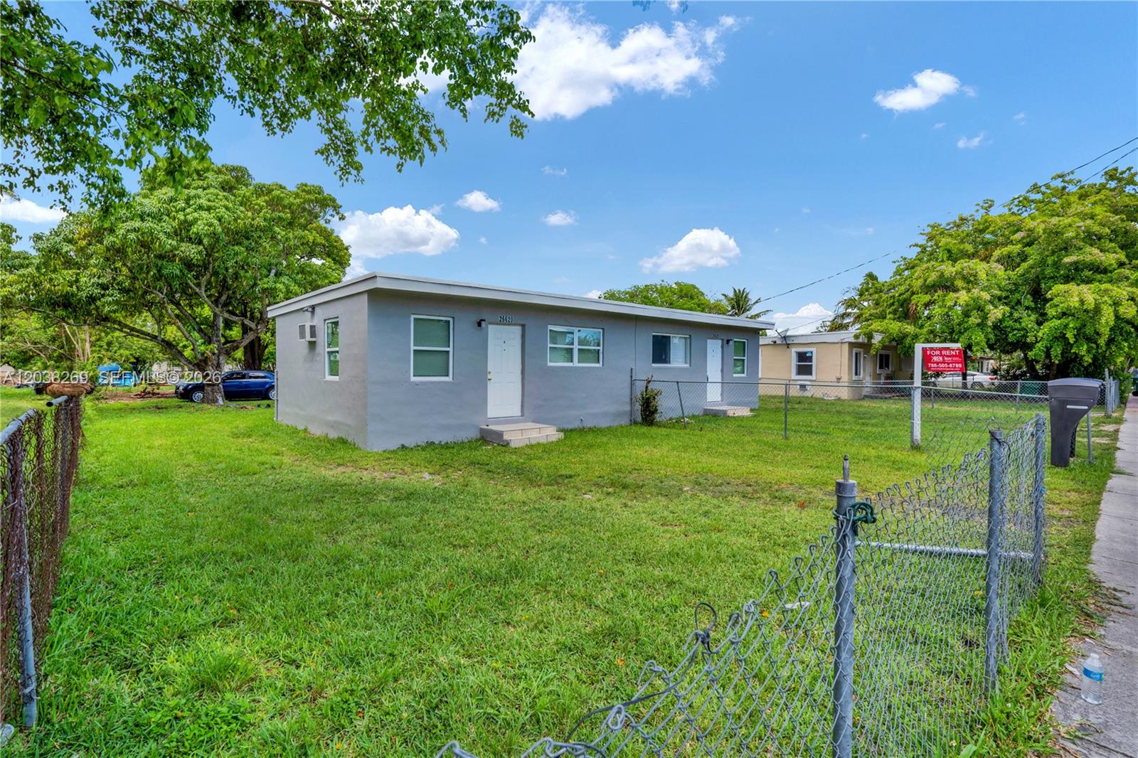 26620 Southwest 138th Court, Unit B Homestead, FL 33032 - Photo 3 of 14