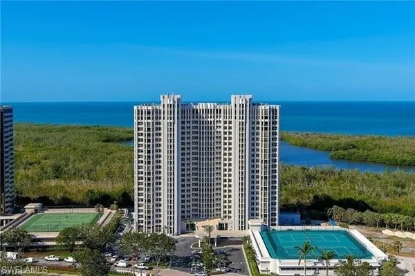 $26,000 | 6849 Grenadier Boulevard, Unit 905, Naples, FL 34108