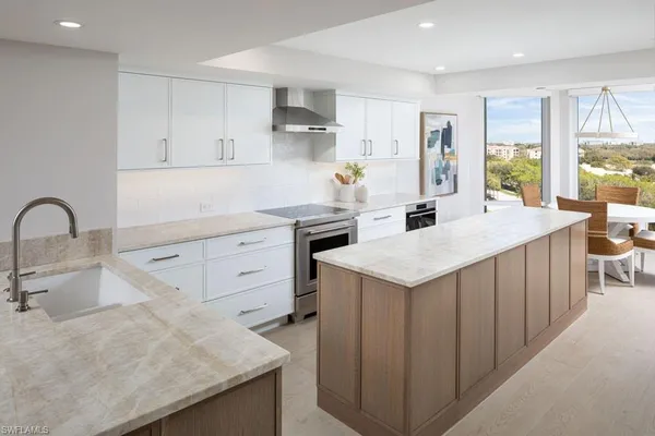 $26,000 | 6849 Grenadier Boulevard, Unit 905, Naples, FL 34108