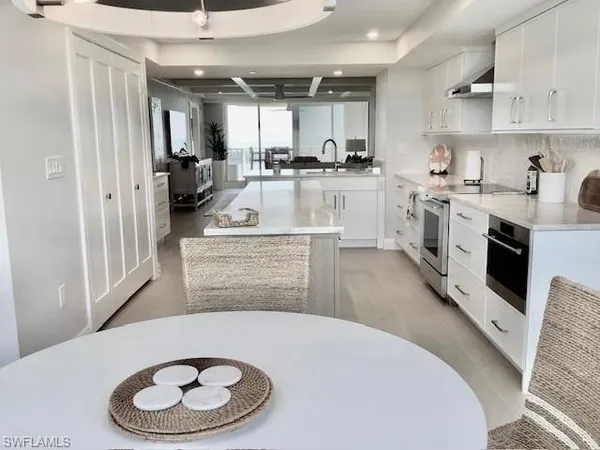 $26,000 | 6849 Grenadier Boulevard, Unit 905, Naples, FL 34108