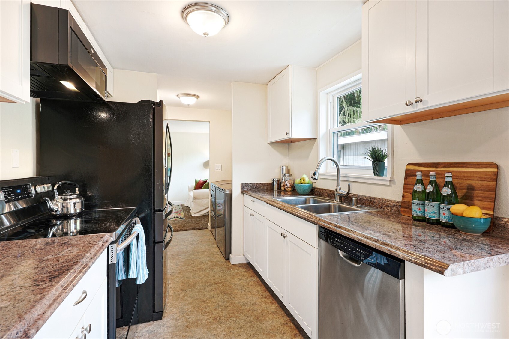8005 220th Street Southwest Edmonds, WA 98026 - Photo 21 of 32