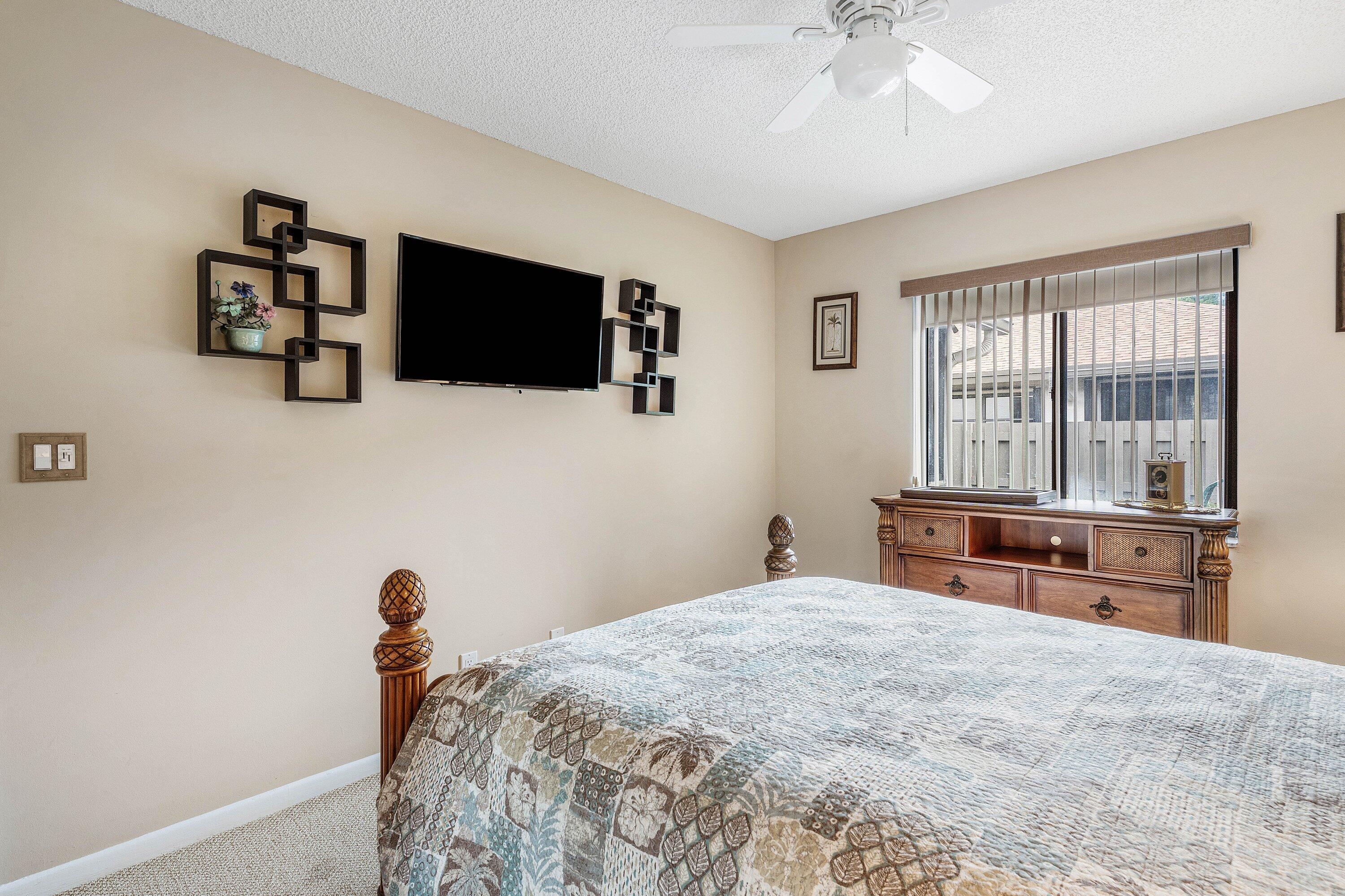 8054 Summerview Terrace Boca Raton, FL 33496 - Photo 16 of 42 2ND BEDROOM