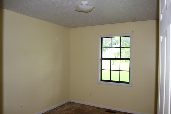 2379 Howard Springs Road Crossville, TN 38571 - Photo 5 of 9 5