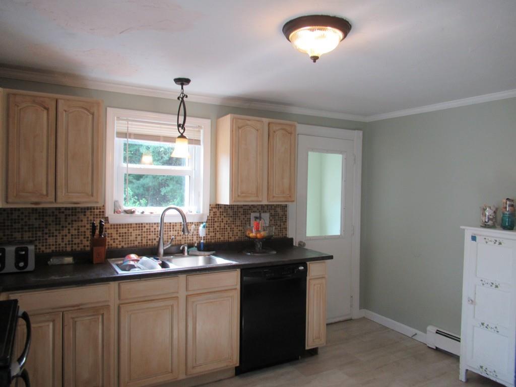 47 Cooper Road Northbridge, MA 01534 - Photo 20 of 31