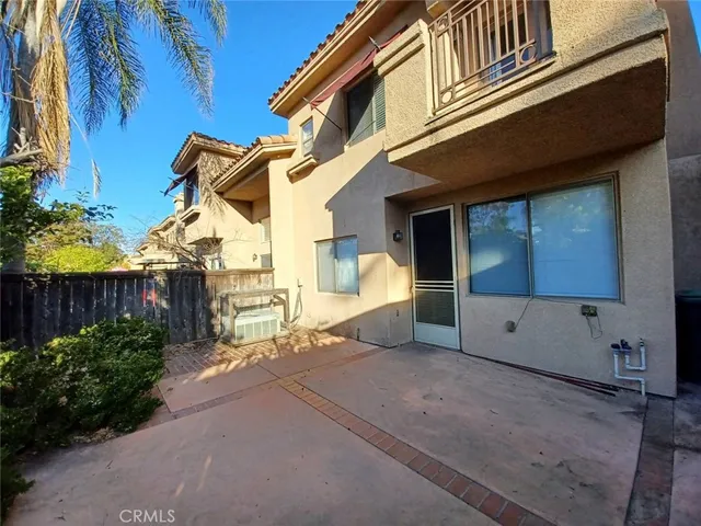 a view of a house with a garage
