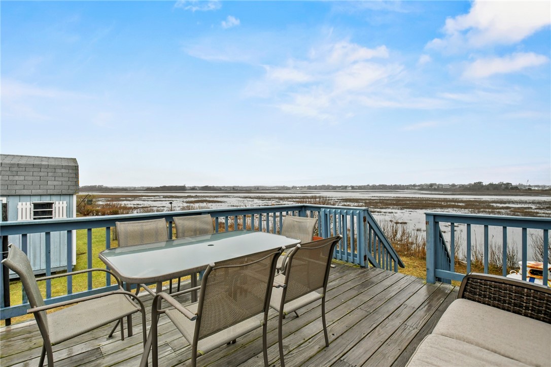 16 Arbeth Road Narragansett, RI 02879 - Photo 18 of 37
