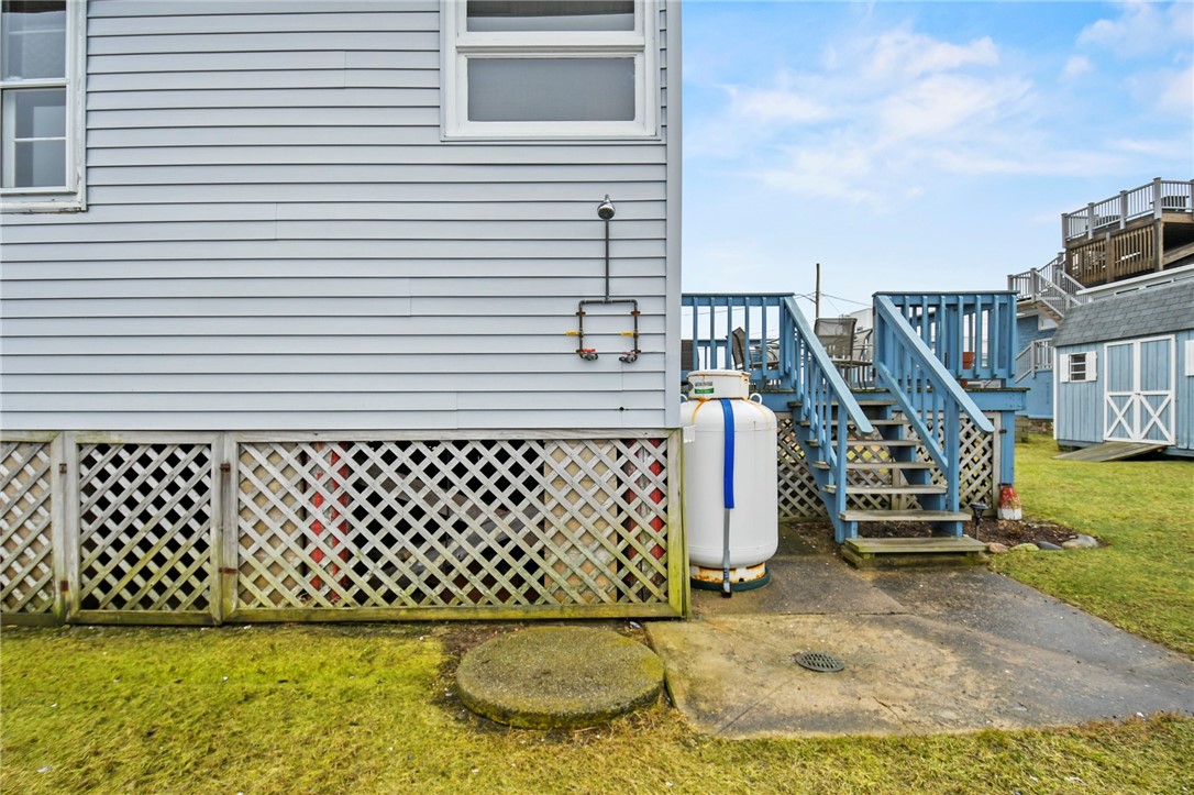 16 Arbeth Road Narragansett, RI 02879 - Photo 21 of 37