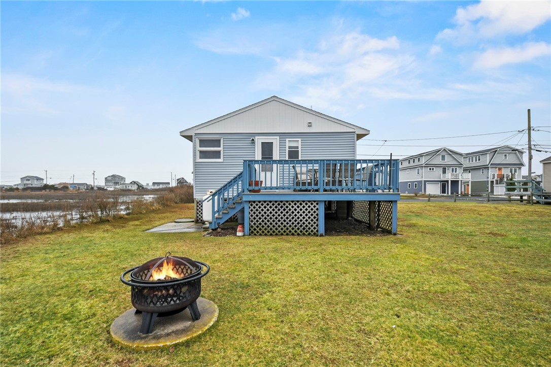 16 Arbeth Road Narragansett, RI 02879 - Photo 22 of 37