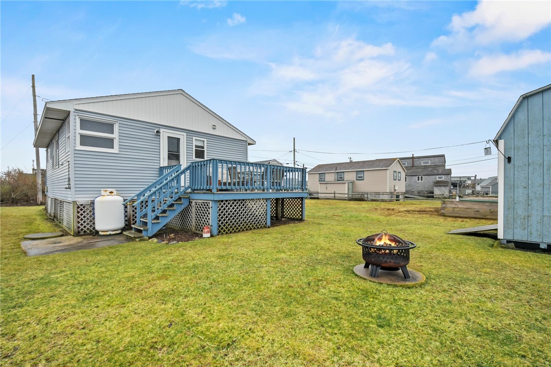 16 Arbeth Road Narragansett, RI 02879 - Photo 24 of 37