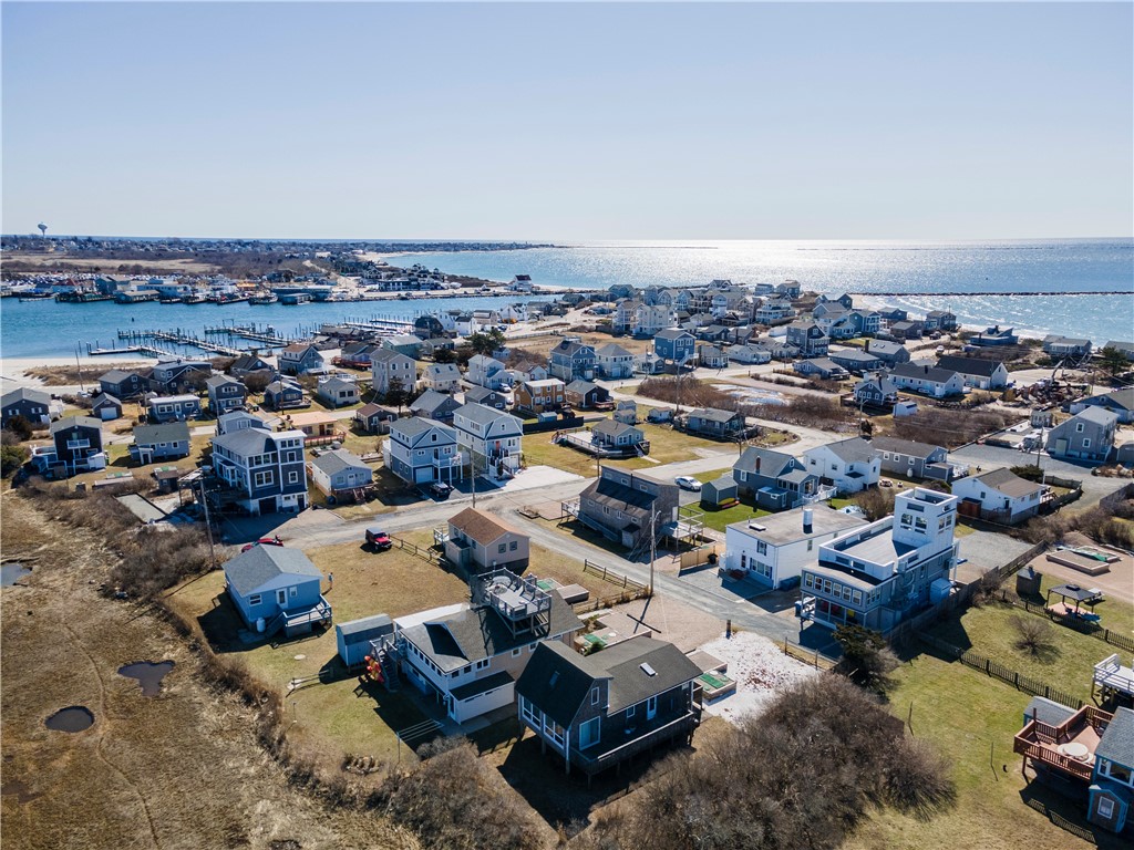 16 Arbeth Road Narragansett, RI 02879 - Photo 25 of 37