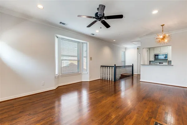 $3,695 | 3400 Normandy Avenue, Unit J, University Park, TX 75205