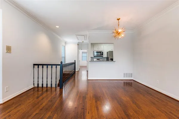 $3,695 | 3400 Normandy Avenue, Unit J, University Park, TX 75205