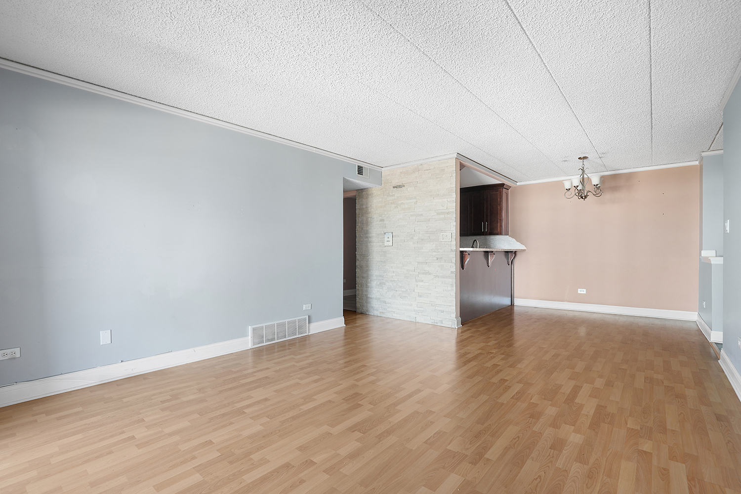 10516 Ridge Cove Drive, Unit 25C Chicago Ridge, IL 60415 - Photo 6 of 17