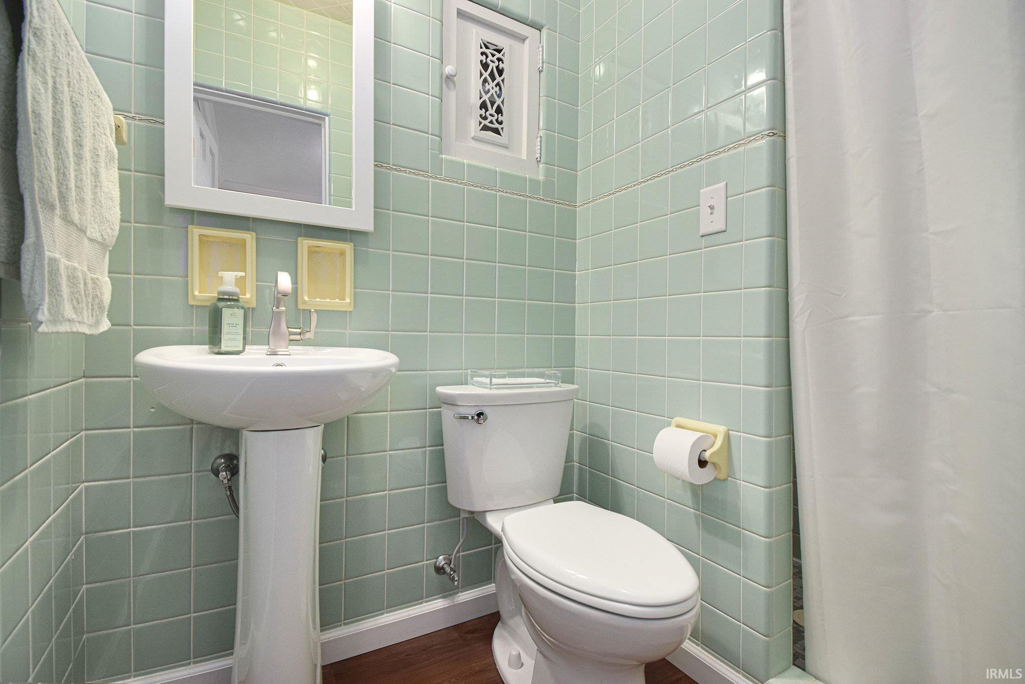 2616 Violett Road Goshen, IN 46526 - Photo 6 of 34