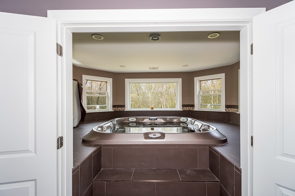 18 Rocky Hill Road Rehoboth, MA 02769 - Photo 18 of 30 Gallery Image 18