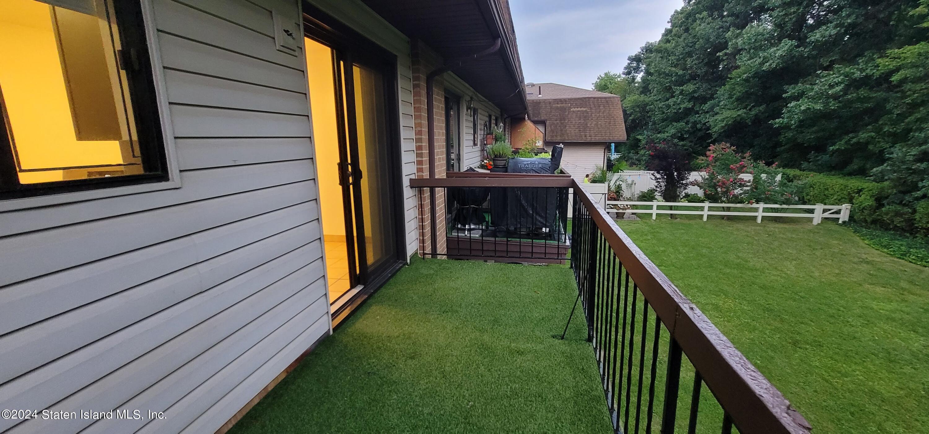 194 Windham Loop Staten Island, NY 10314 - Photo 16 of 42 20240818_190428