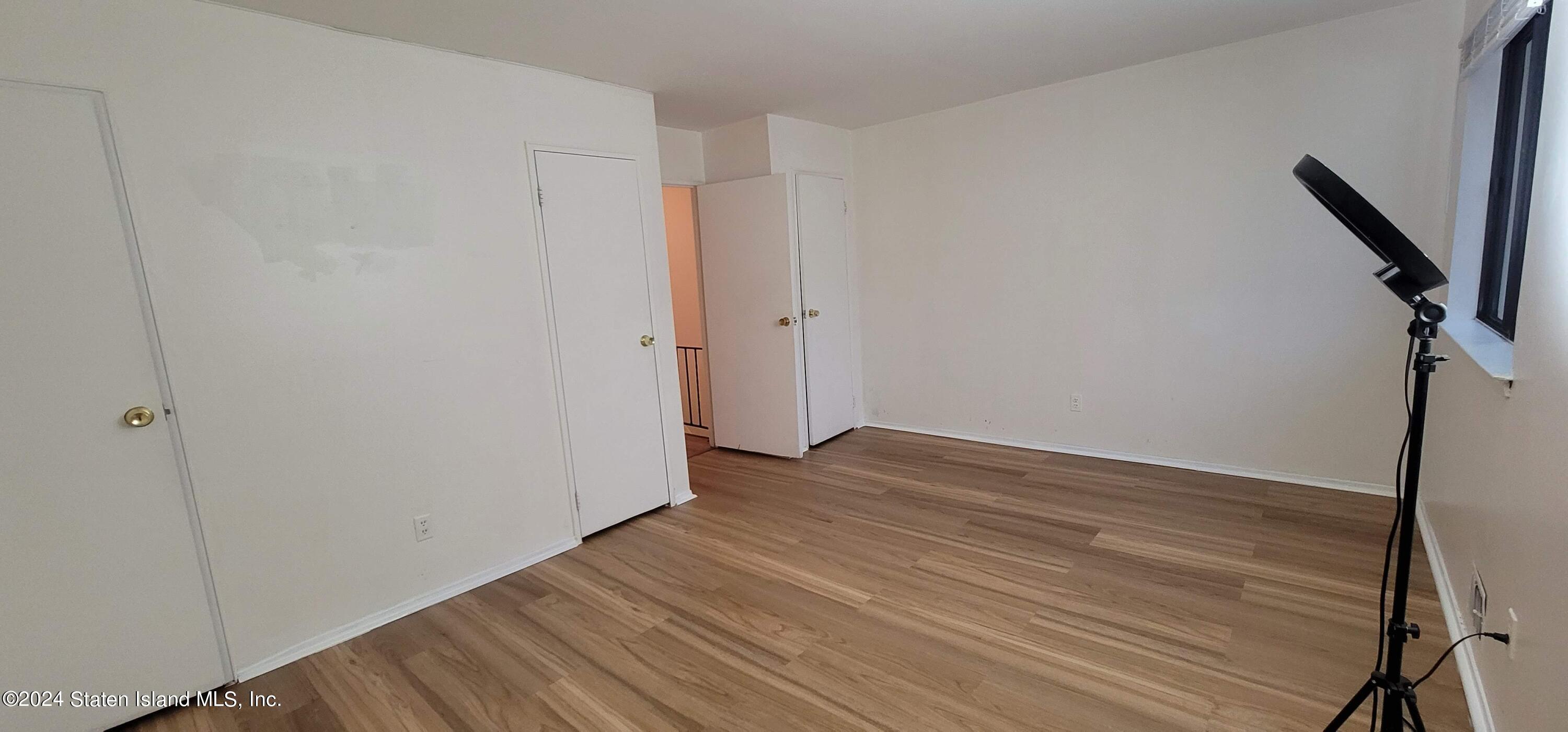 194 Windham Loop Staten Island, NY 10314 - Photo 20 of 42 20240818_191615