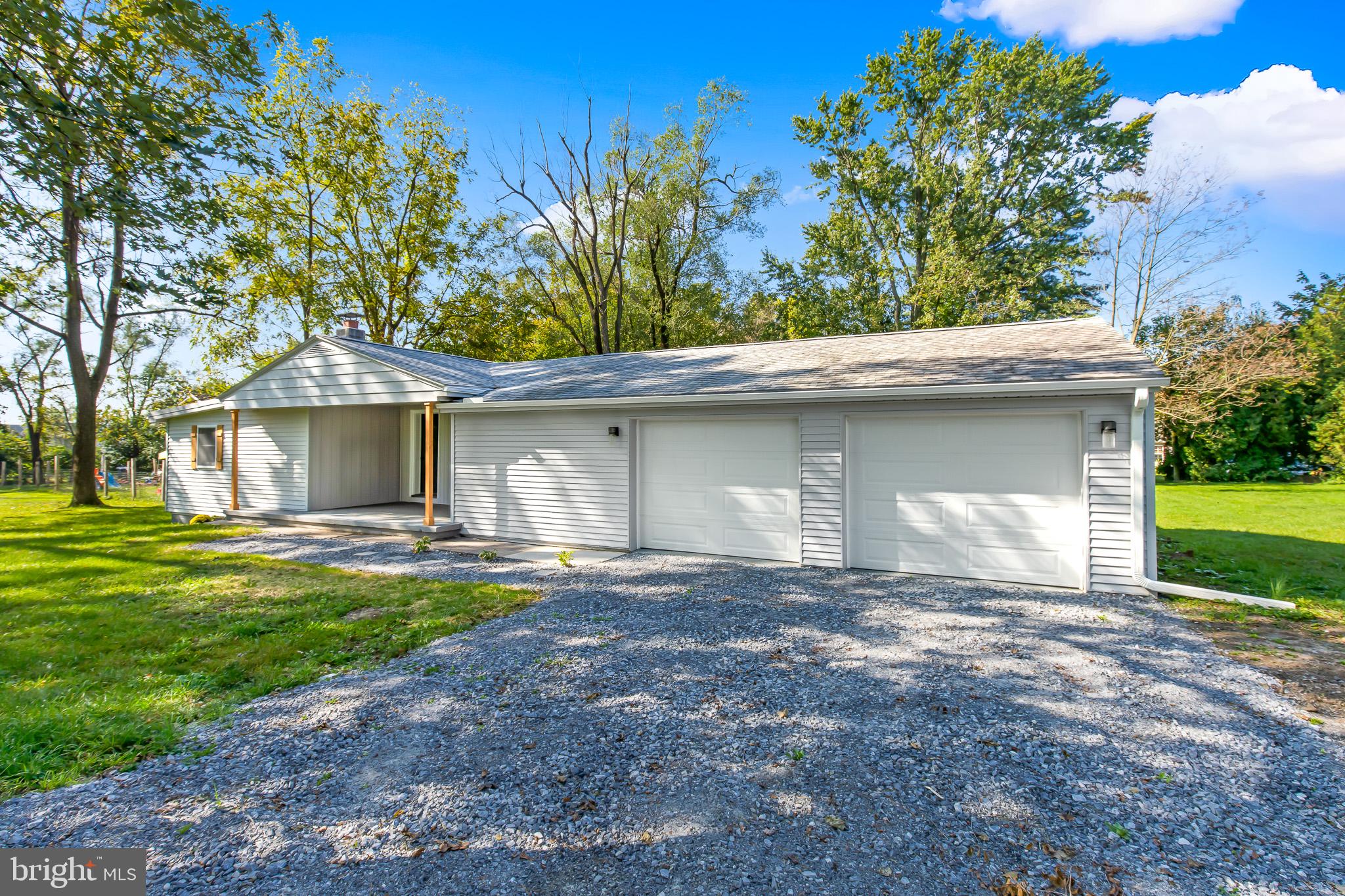 526 Brown Road Myerstown, PA 17067 - Photo 3 of 39 Gallery Image 3