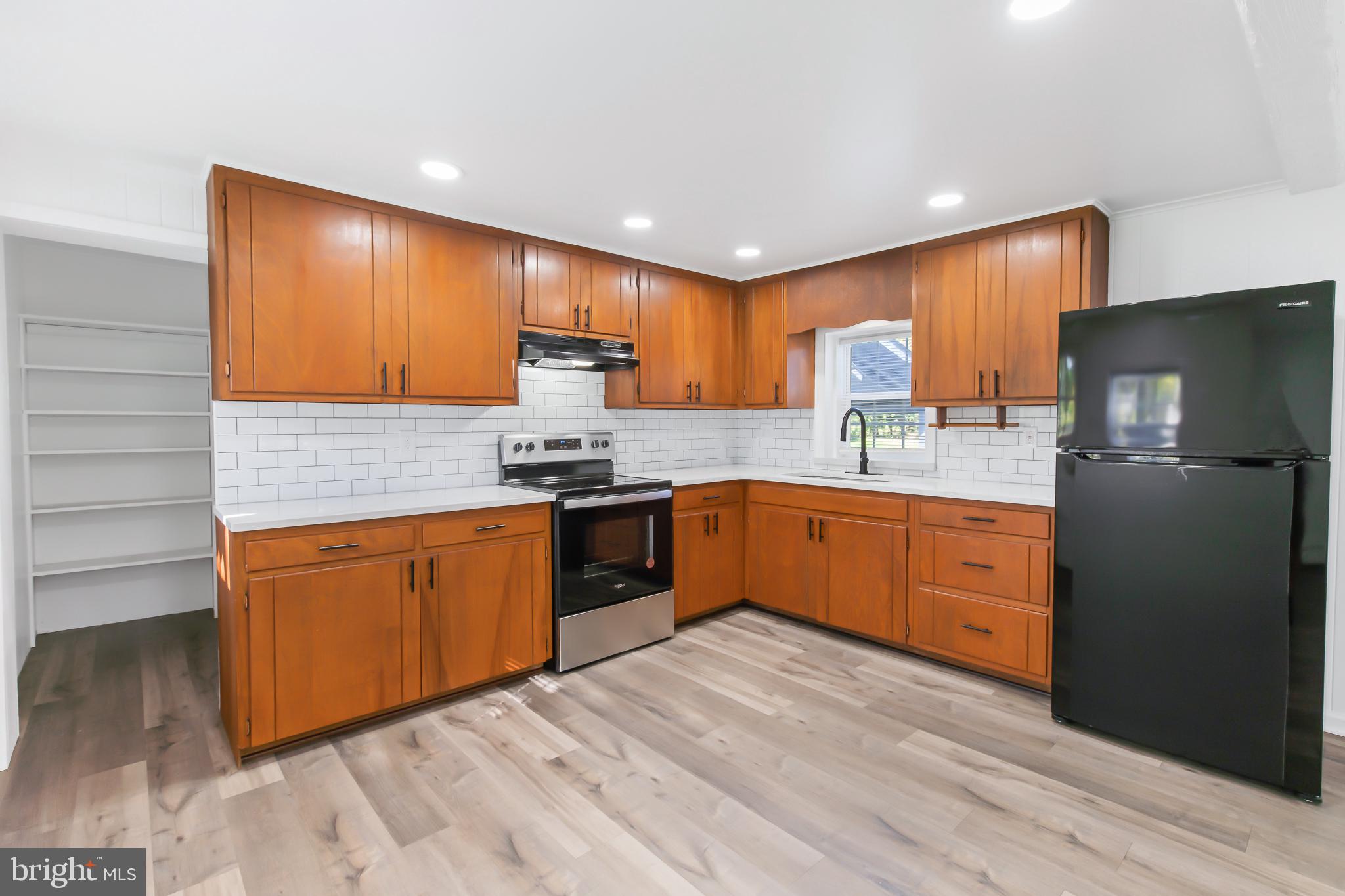 526 Brown Road Myerstown, PA 17067 - Photo 8 of 39 Gallery Image 8