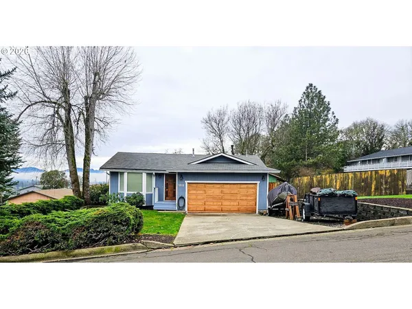 $390,000 | 1818 Northeast Todd Street, Roseburg, OR 97470