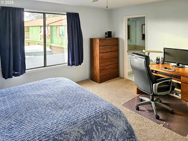 $390,000 | 1818 Northeast Todd Street, Roseburg, OR 97470
