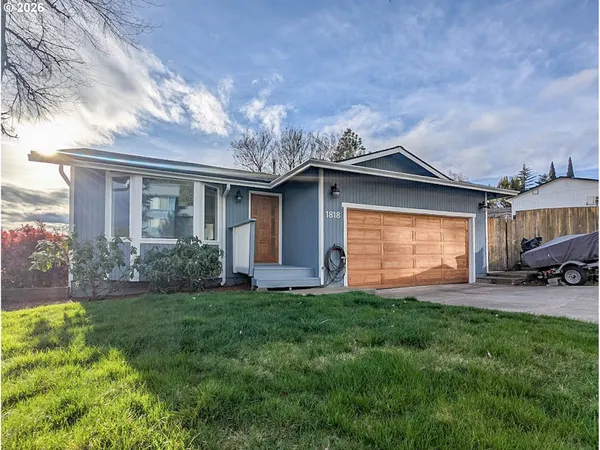 $390,000 | 1818 Northeast Todd Street, Roseburg, OR 97470
