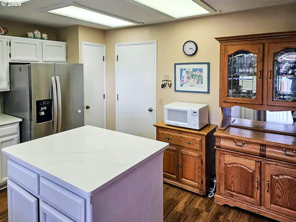 $390,000 | 1818 Northeast Todd Street, Roseburg, OR 97470